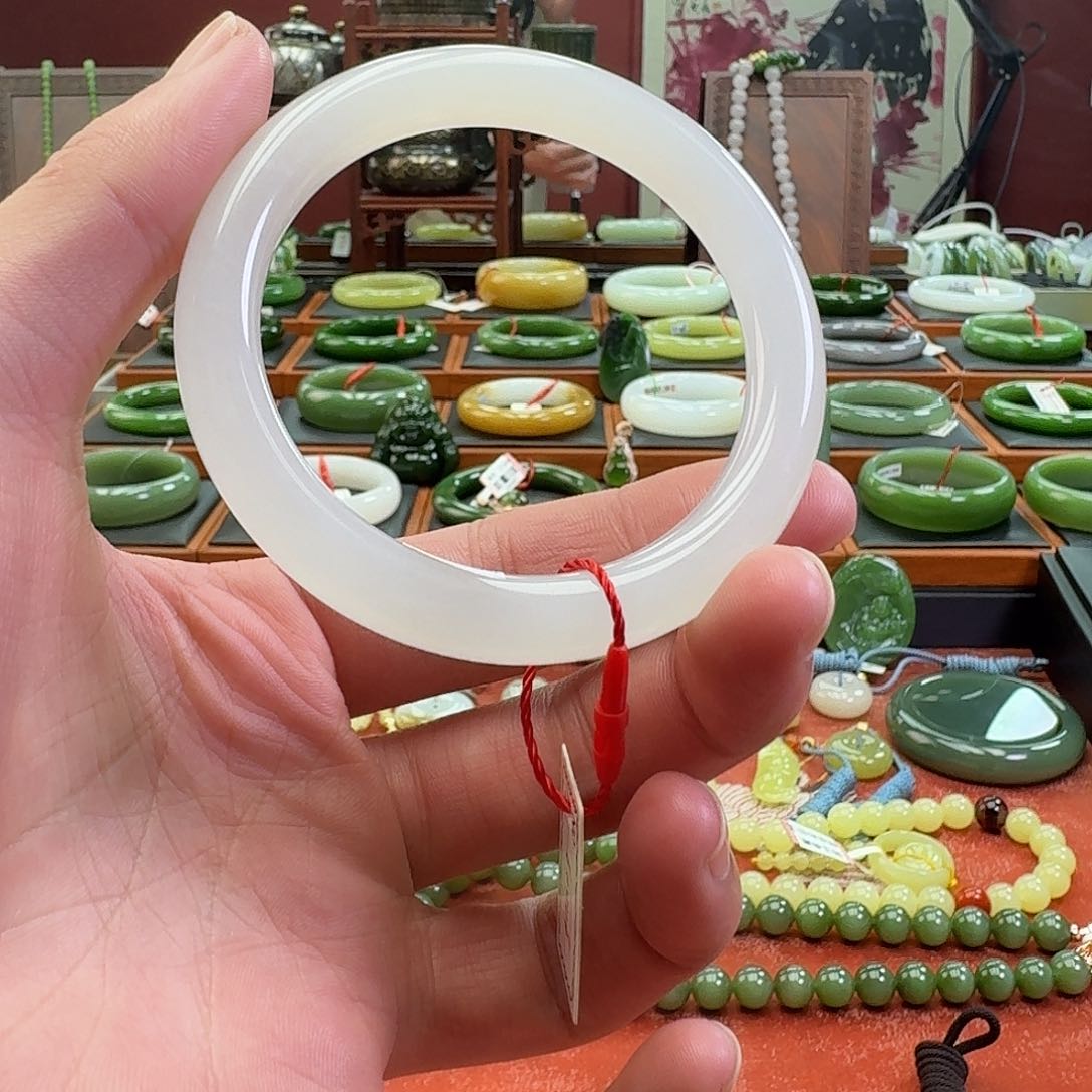 颈饰未镶嵌和田玉58