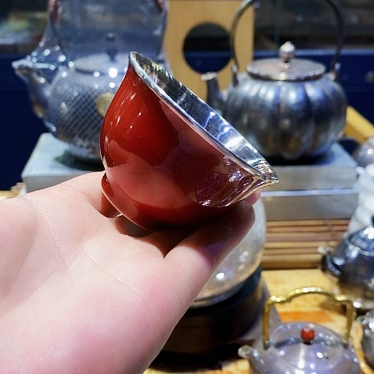 瓷包的银的小茶杯一物两用可以当客人杯也可以当主人杯
