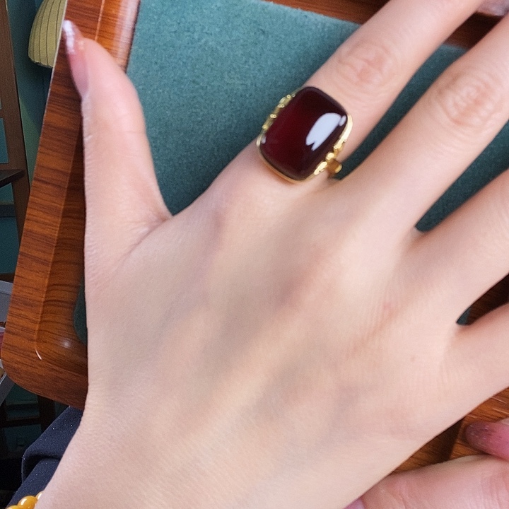 血珀银S925镶嵌戒指戒指