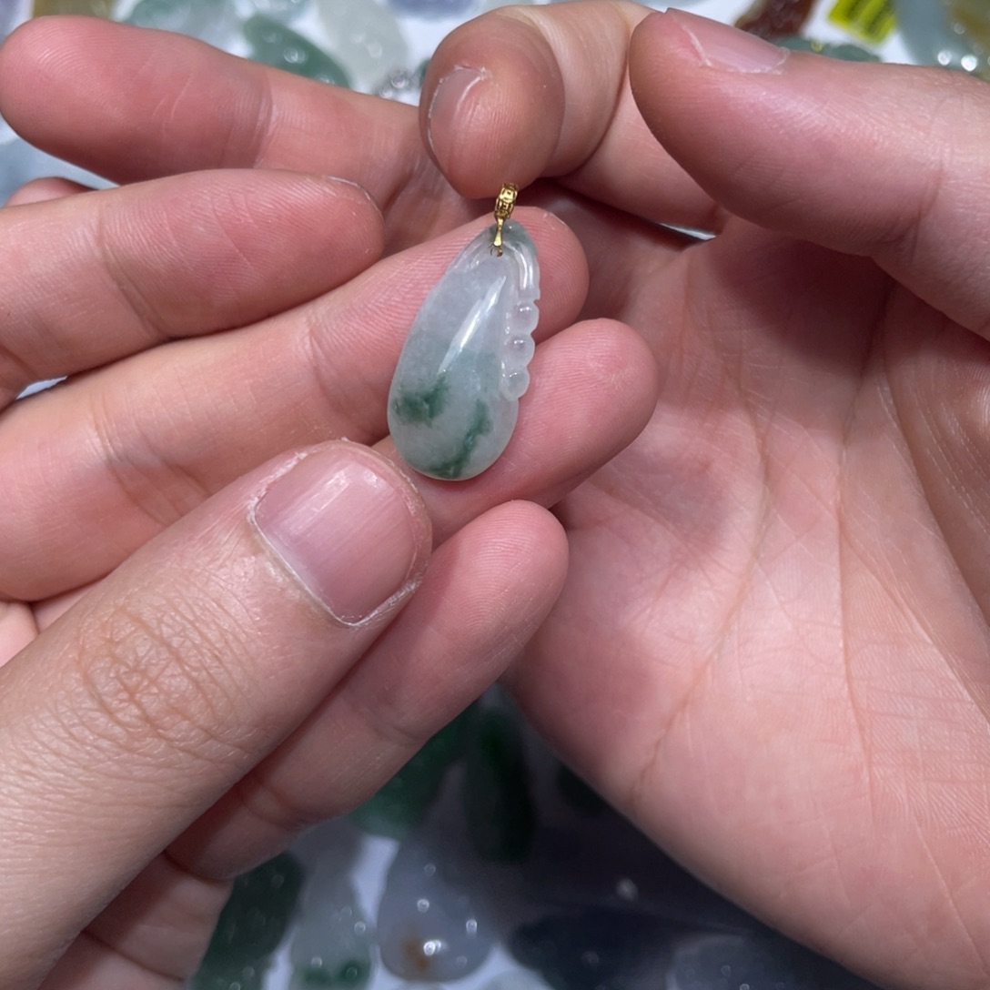 翡翠未镶嵌颈饰翡翠挂饰28