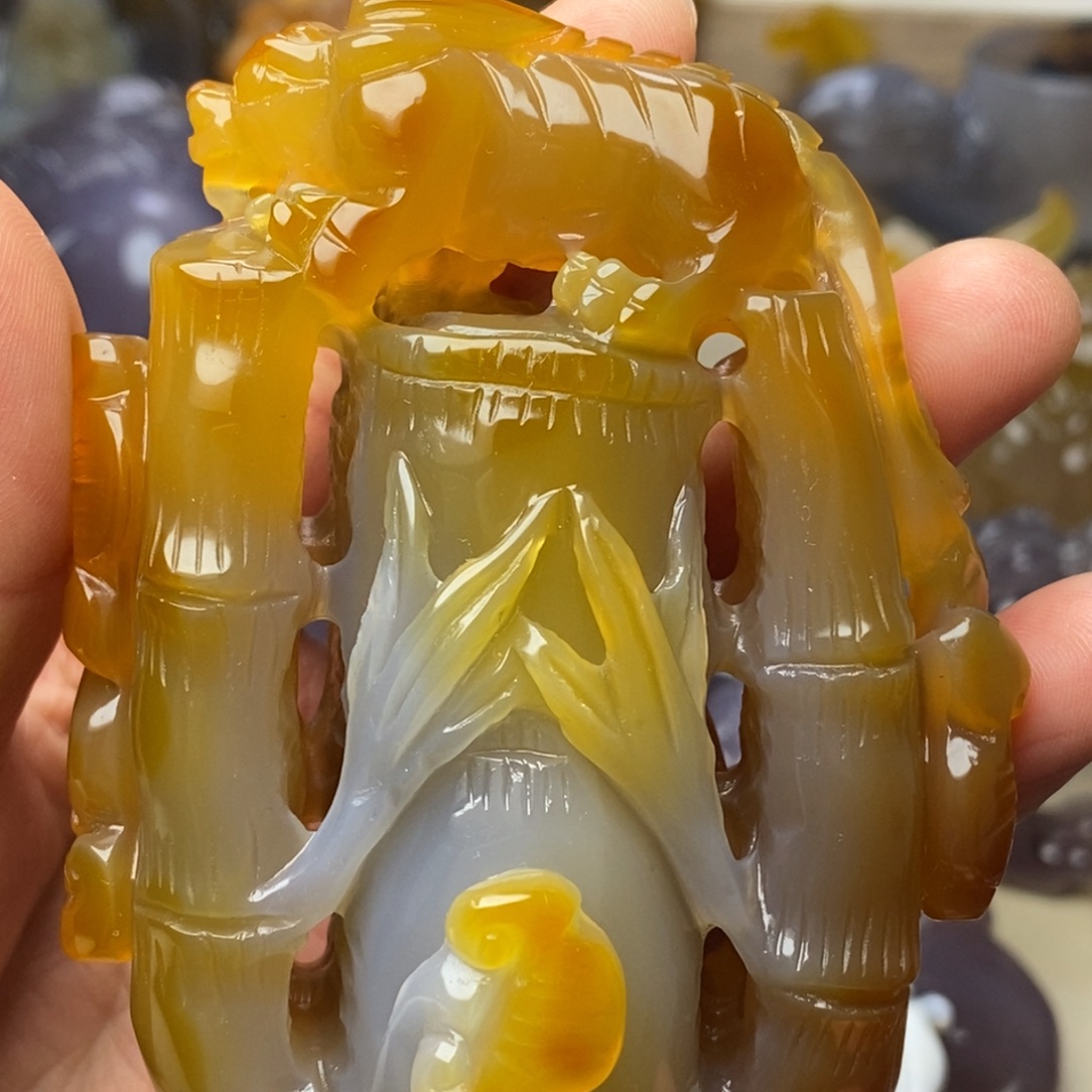 玛瑙/玉髓未镶嵌把件