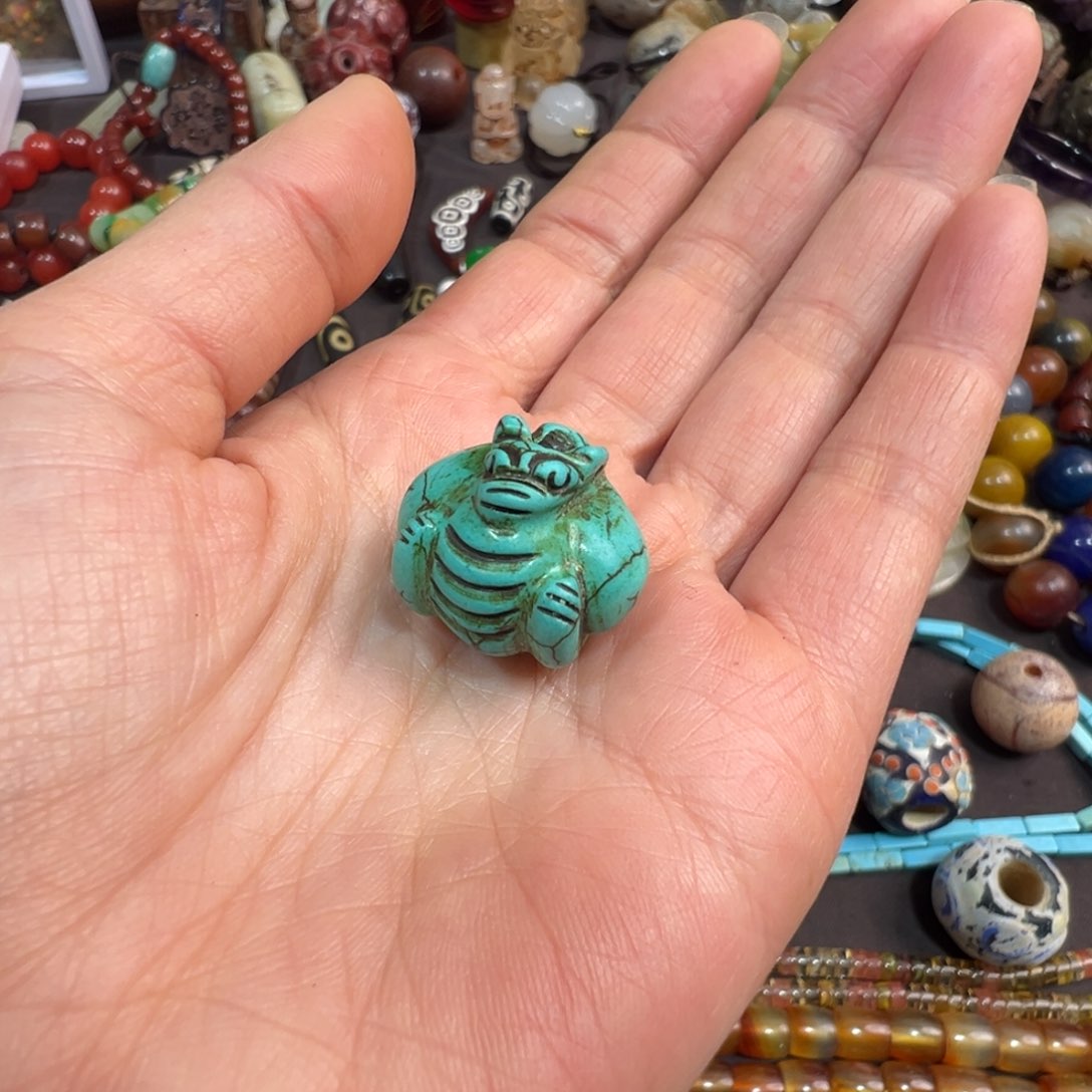 琥珀裸石未镶嵌一**二做工精良精致