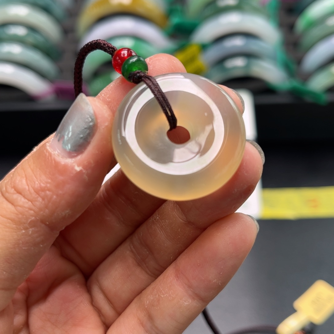 翡翠手镯（圆镯）未镶嵌