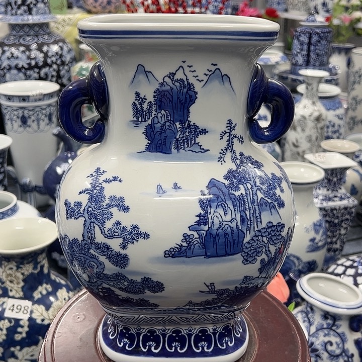 摆件青花瓷手工手绘高温釉下彩居家摆件，双耳花瓶，