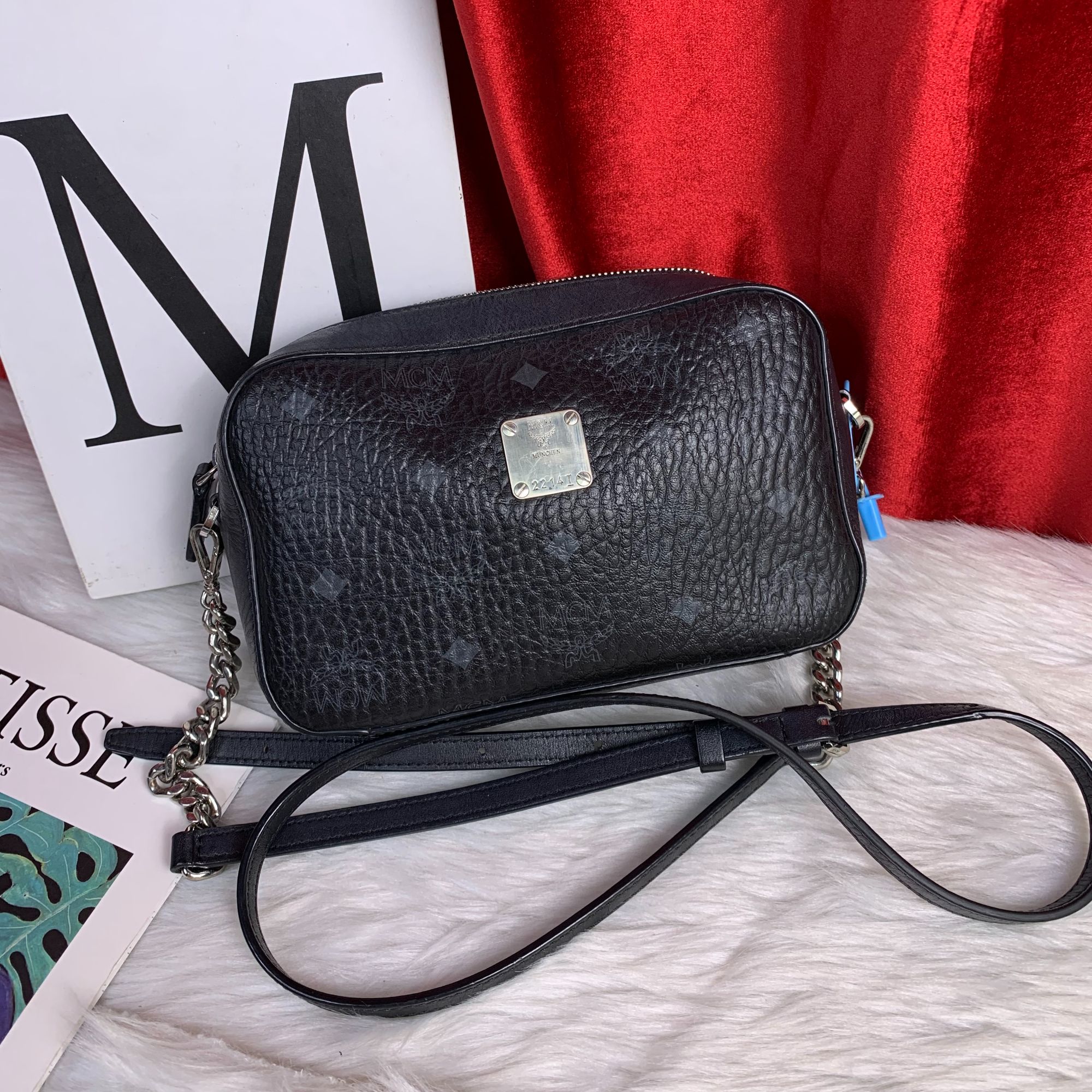 95新 MCM 黑色相机包/SD08525008/5008/瑕