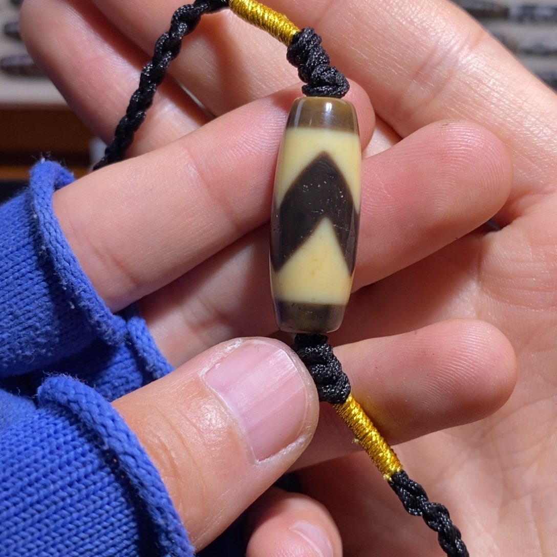 玛瑙/玉髓颈饰未镶嵌贰*?