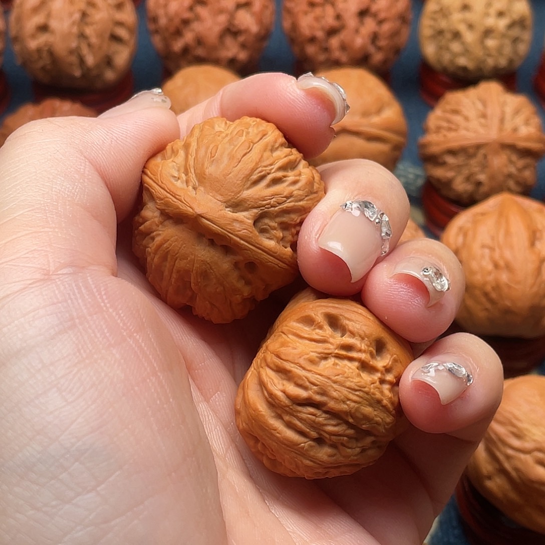 雪****把件文玩核桃精品手捻