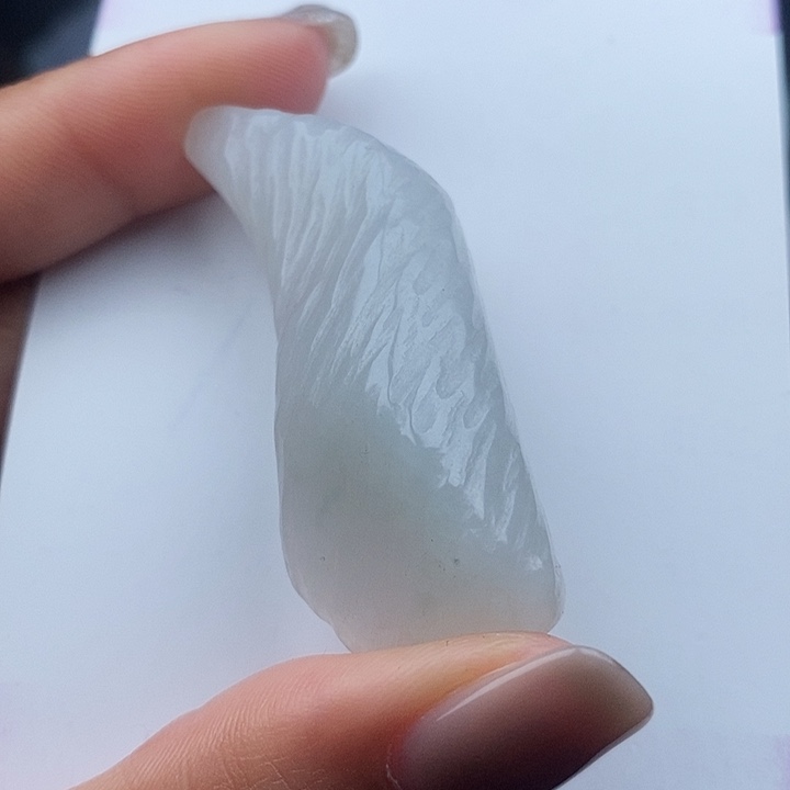 翡翠颈饰未镶嵌天然