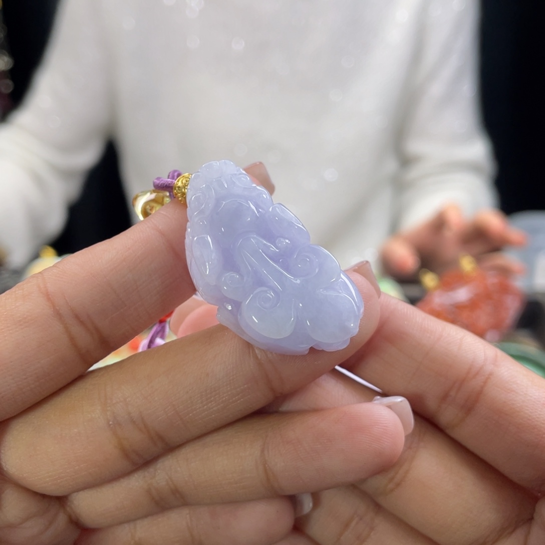 翡翠颈饰未镶嵌代编织