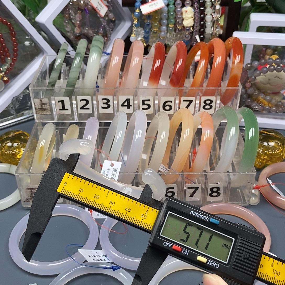 玛瑙/玉髓手镯未镶嵌14