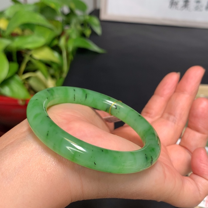 和田玉手镯未镶嵌54