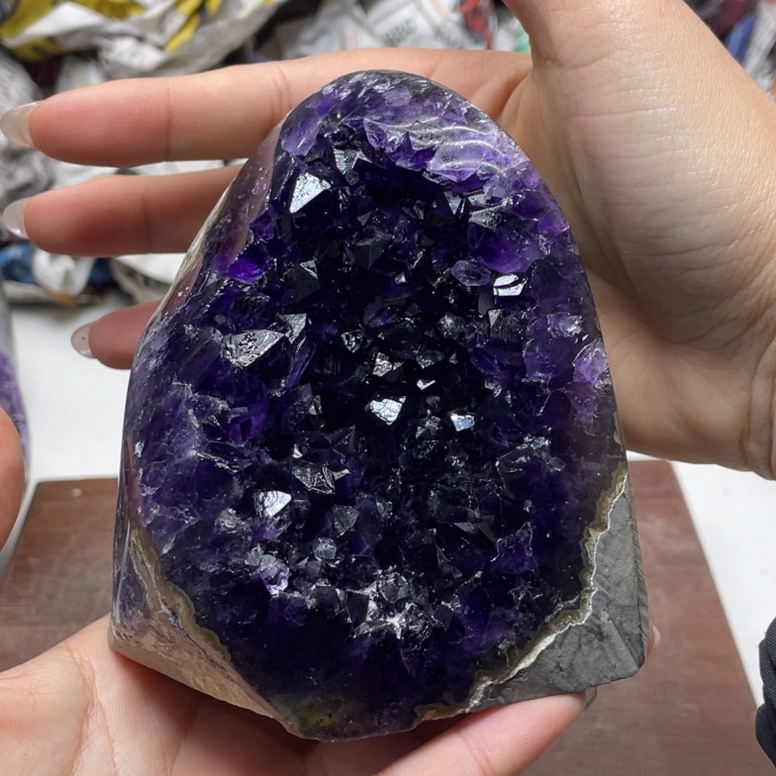 紫晶大型摆件（非配饰）未镶嵌