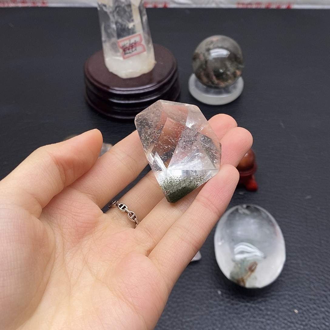 未镶嵌珠宝半成品水晶103水晶石