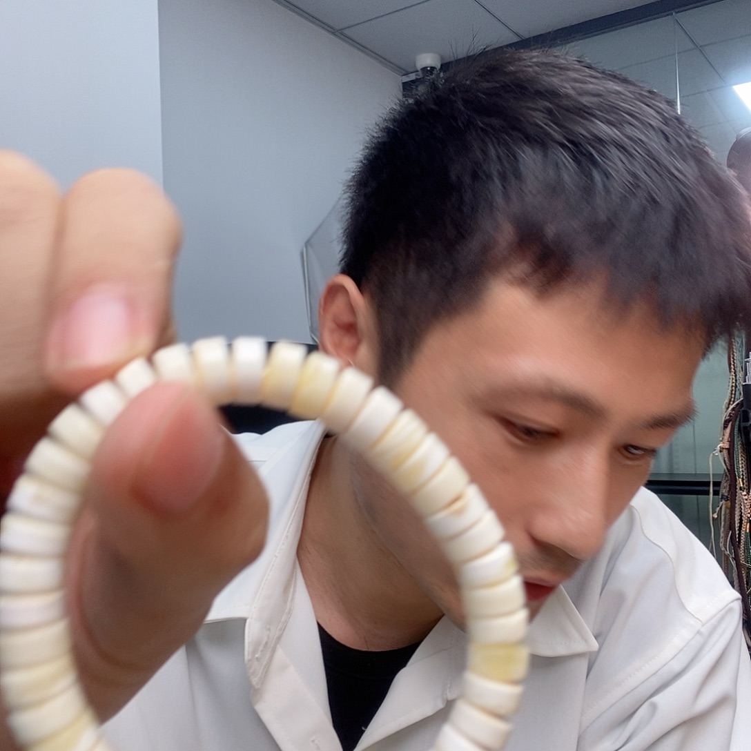 琥珀手链未镶嵌瓷白手串