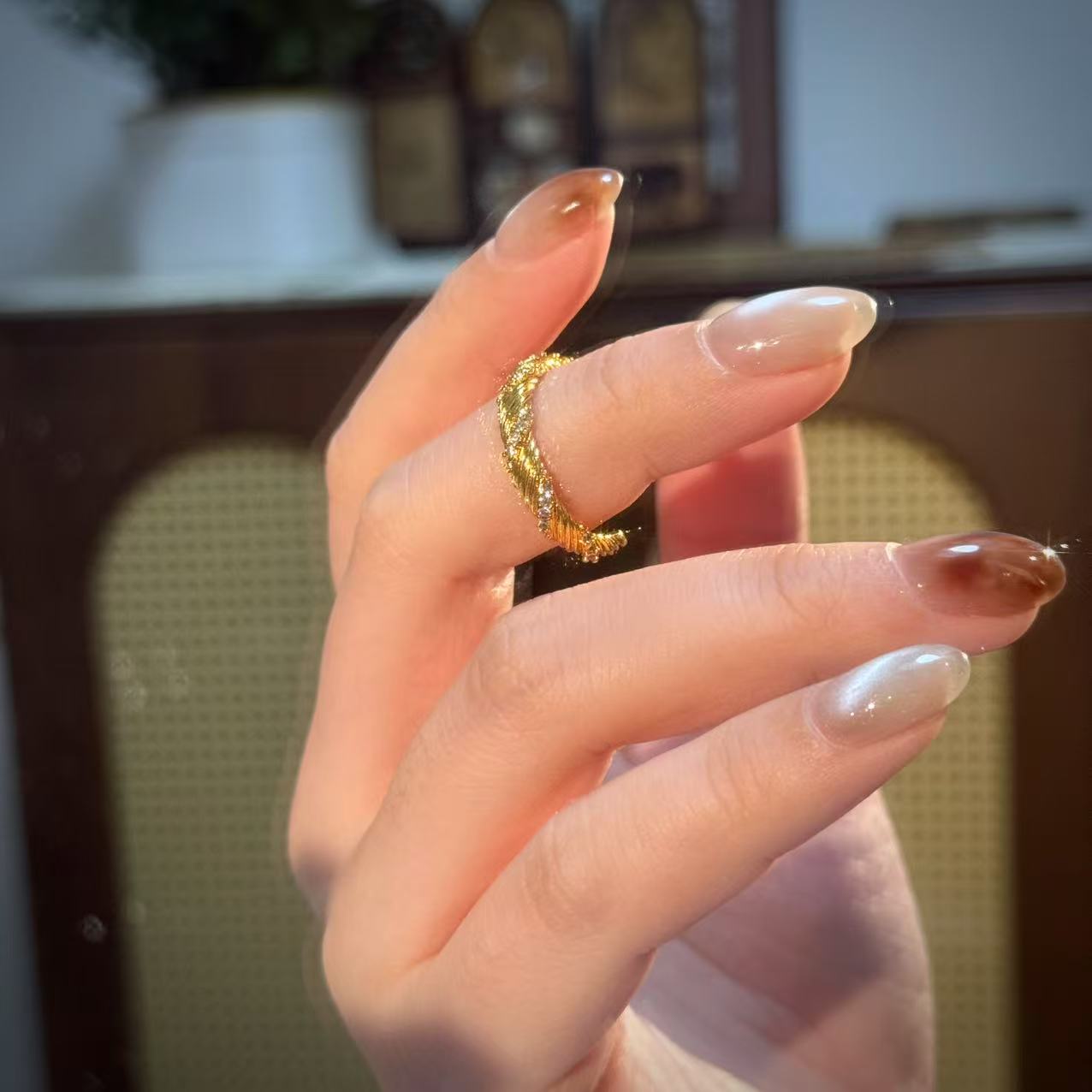 铜合金合成锆石戒指 精工点钻麻花戒指 JZ02