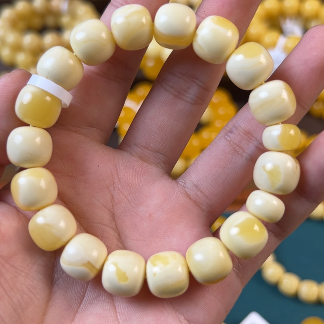 甜***气琥珀未镶嵌手链19.47g焦皮同料老型12mm ff