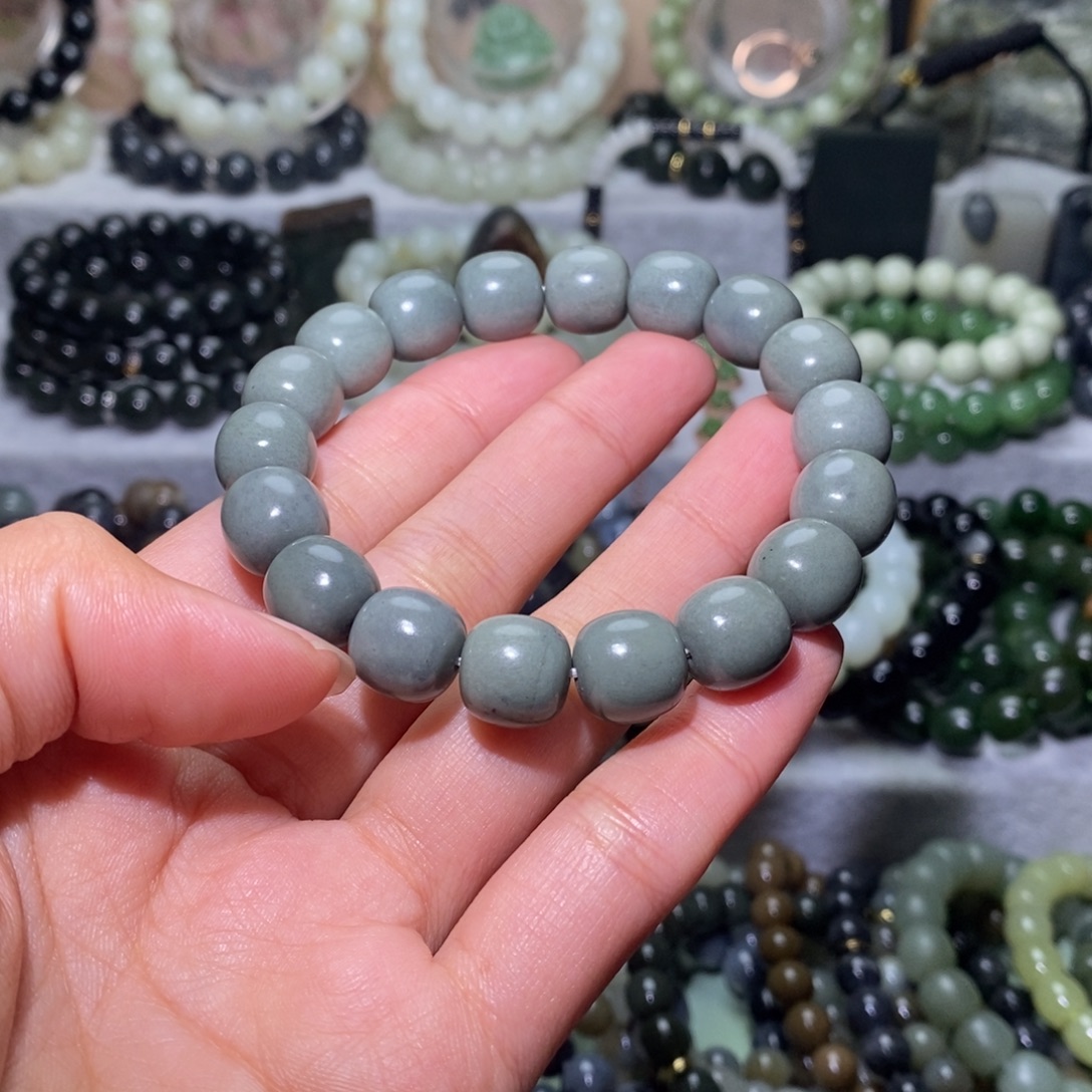 和田玉未镶嵌手链