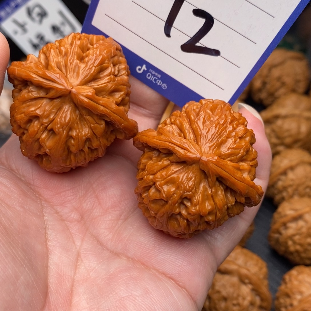 吊坠文玩核桃白狮子42mo