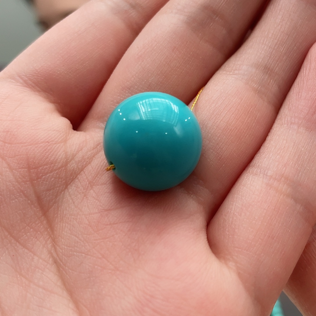 绿松石颈饰未镶嵌