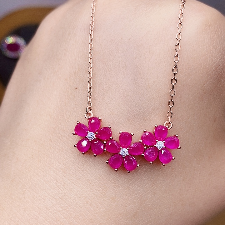 颈饰红宝石银S925镶嵌