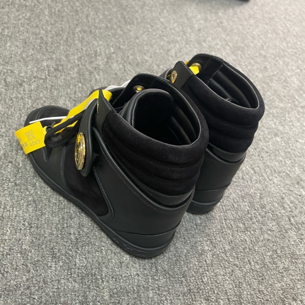 95新 LouisVuitton/路易威登 舒适耐磨百搭短靴 36/4065