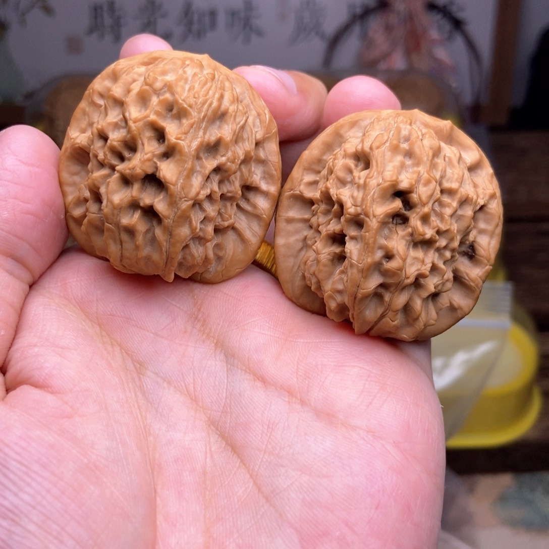 文玩核桃吊坠40尺马老四精品对孤品