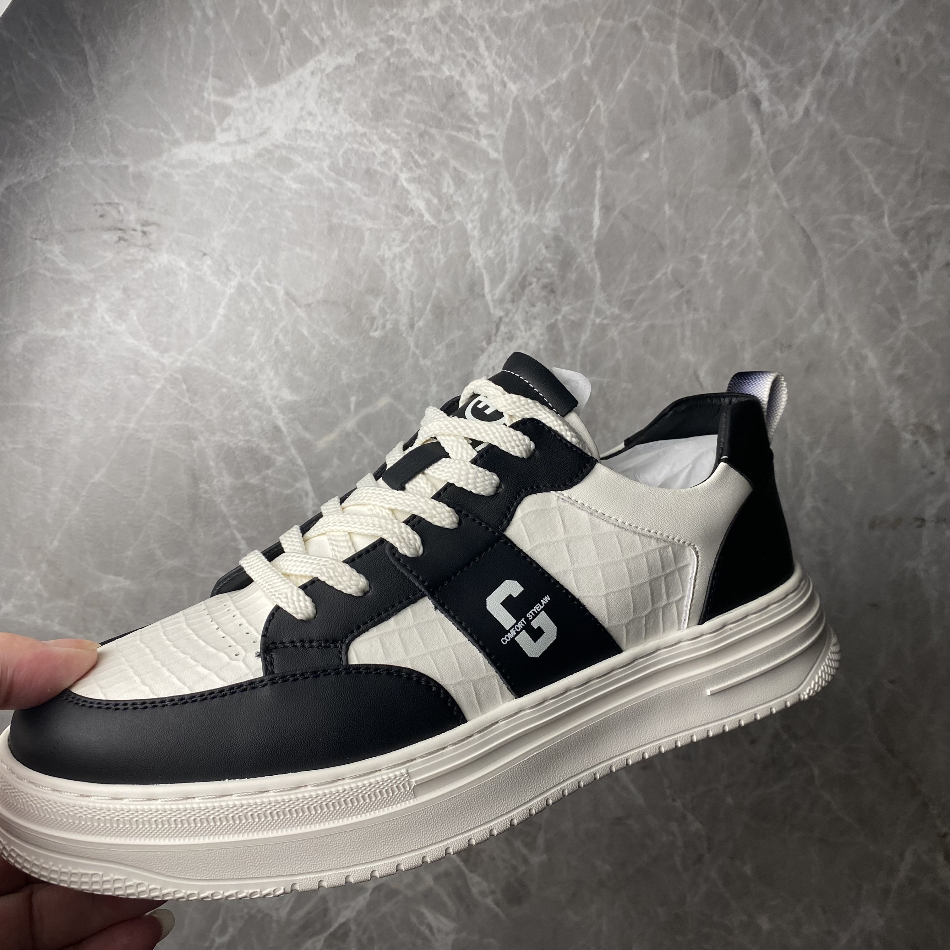 新款牛皮男鞋休闲鞋307005701黑色