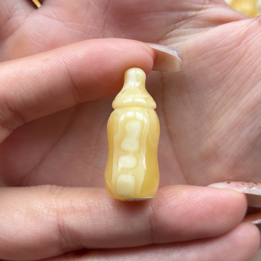 琥珀未镶嵌裸石蜜蜡