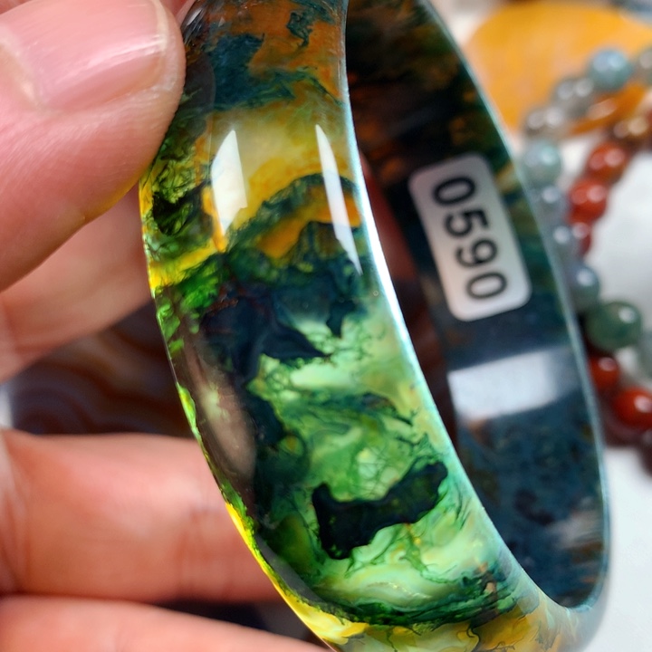 未镶嵌颈饰玛瑙/玉髓敖***格