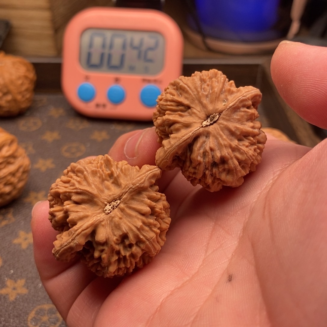 文玩核桃吊坠文玩