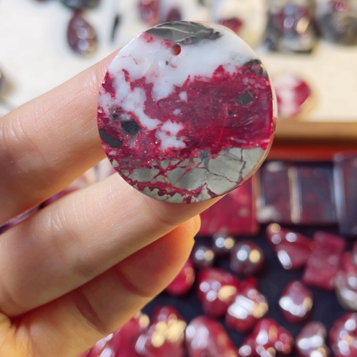 天然辰砂天然朱砂