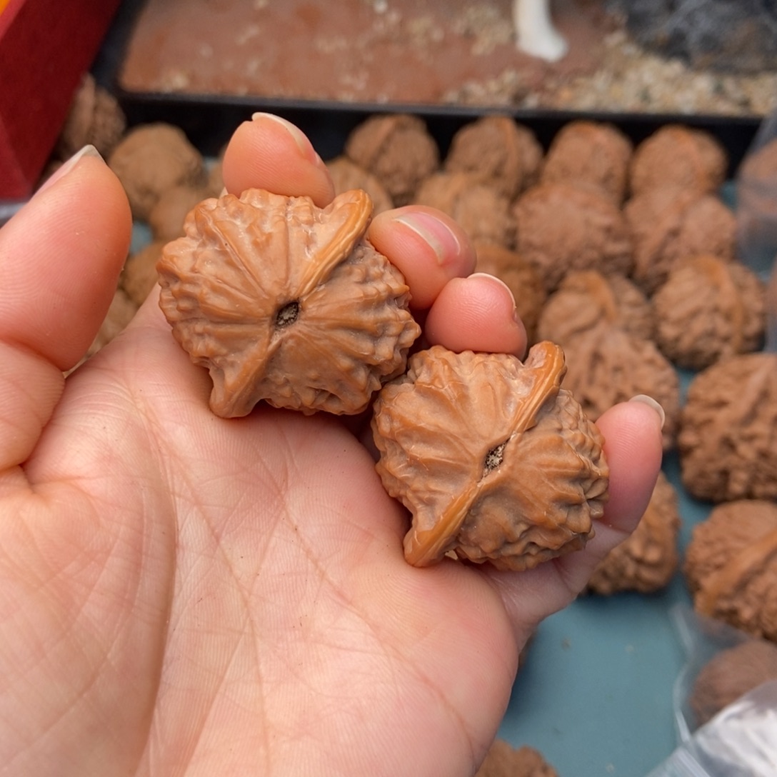 吊坠文玩核桃瓷娃娃3