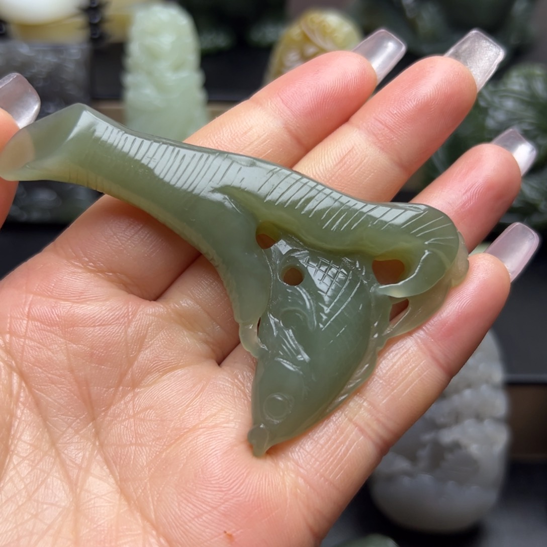 和田玉颈饰未镶嵌