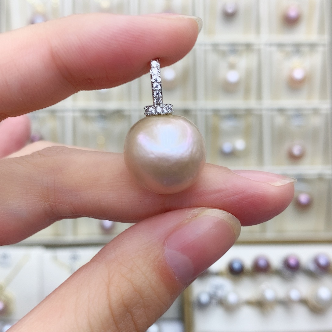 淡水珍珠颈饰合金