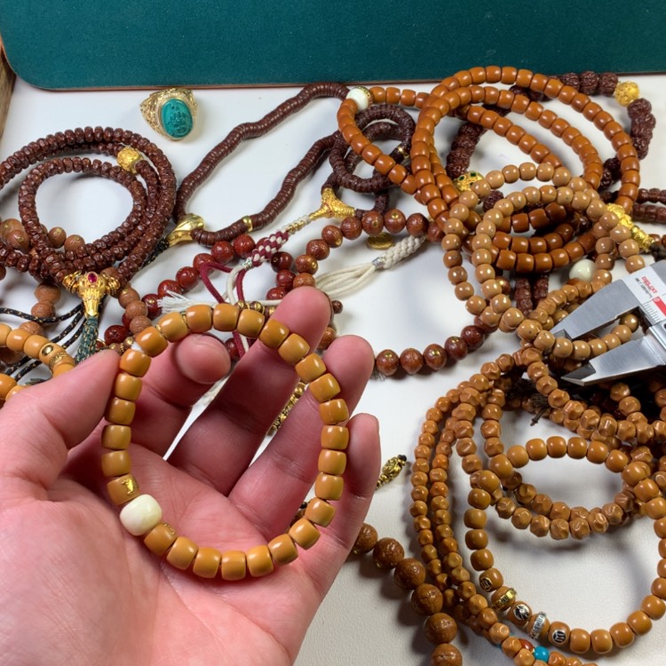 【闪购商品】橄榄核吊坠145568686868