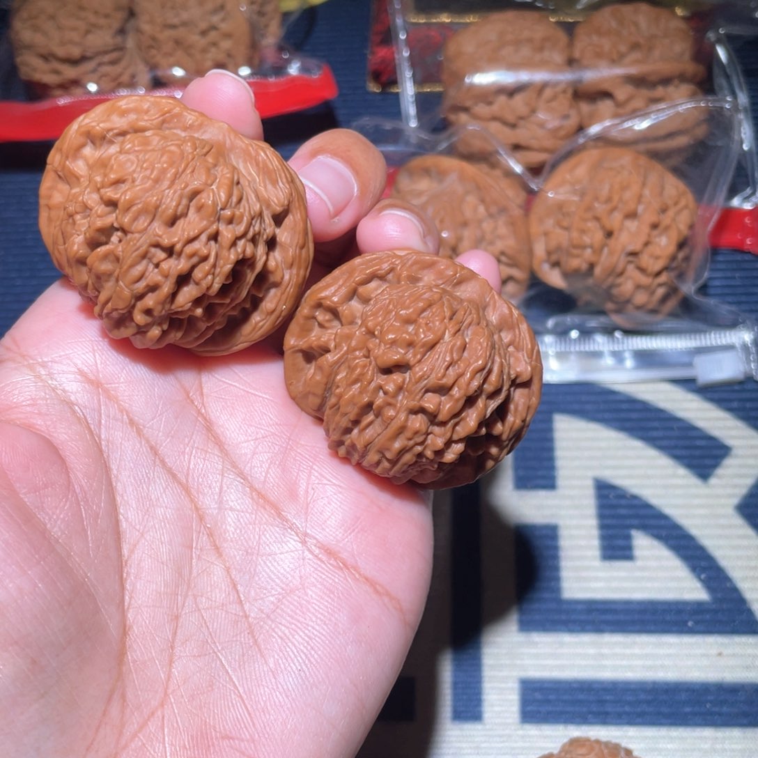 文玩核桃吊坠易****8全品山西汗高楼43