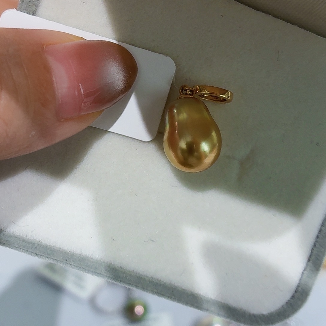 海水珍珠18K金镶嵌颈饰