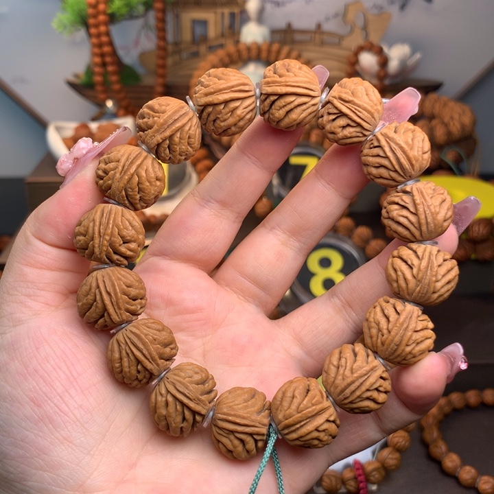 桃核手串刺龙19尺寸