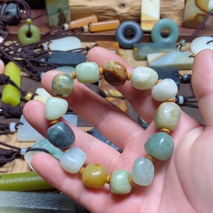 蛇纹石玉手链未镶嵌