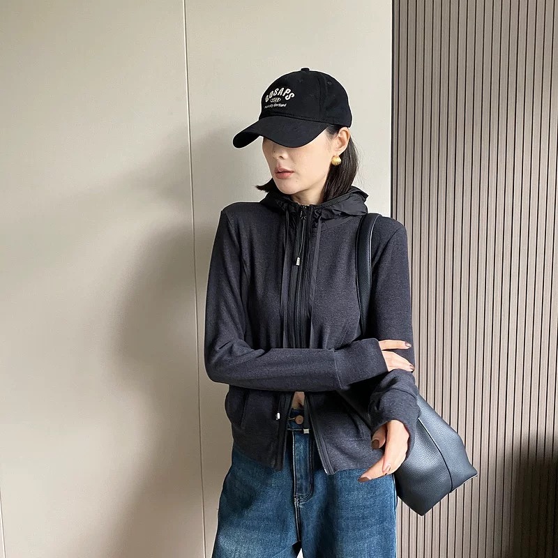 【小辣姣服饰】7810卫衣打底宽松型连帽保暖水洗拉链气质短款冬季