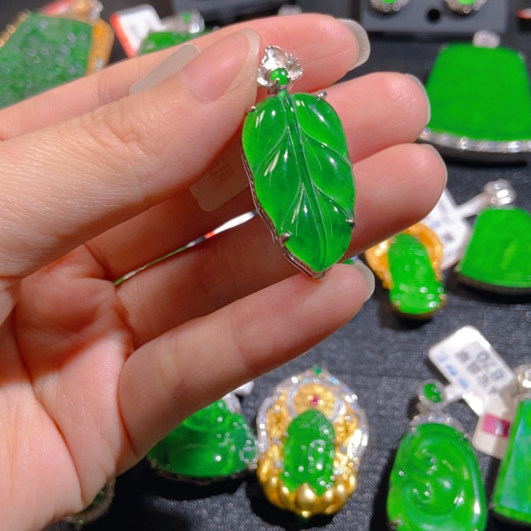 翡翠银S925镶嵌吊坠(不含链)