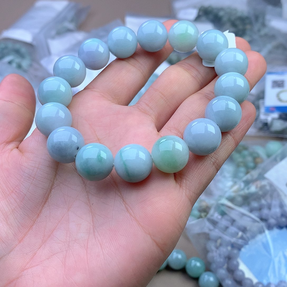 未镶嵌手串定制翡翠