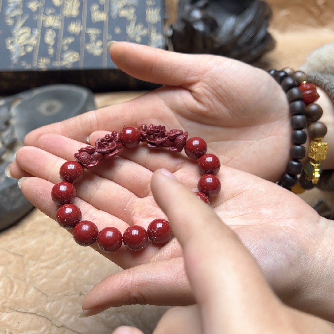 大叶紫檀（黑酸枝木类）