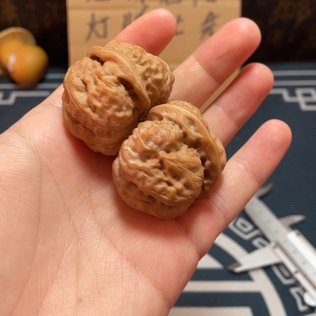 岐***i把件文玩核桃蛤蟆