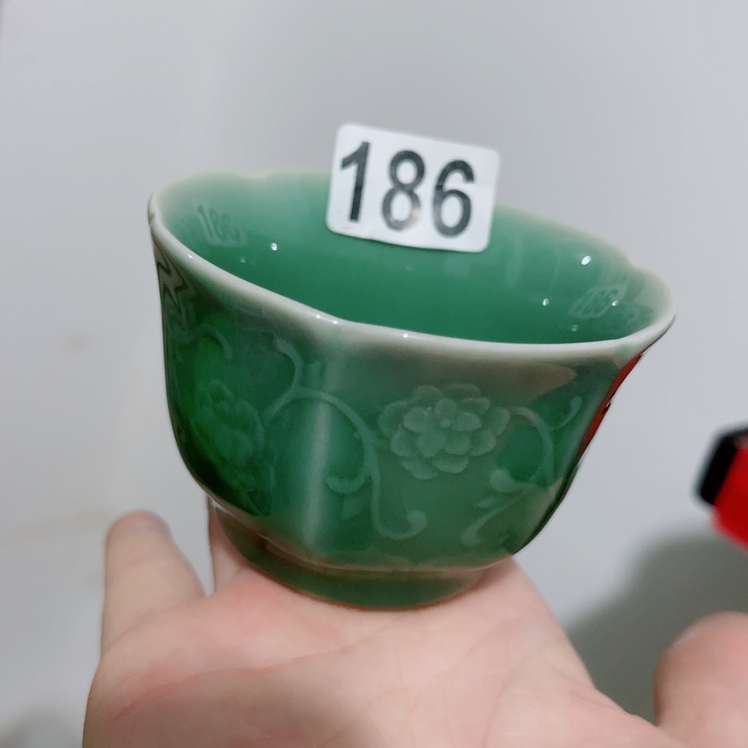 青瓷哈哈哈哈哈哈哈哈哈哈哈