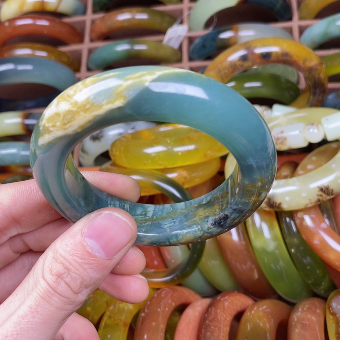 花***蛛蛇纹石玉未镶嵌手镯