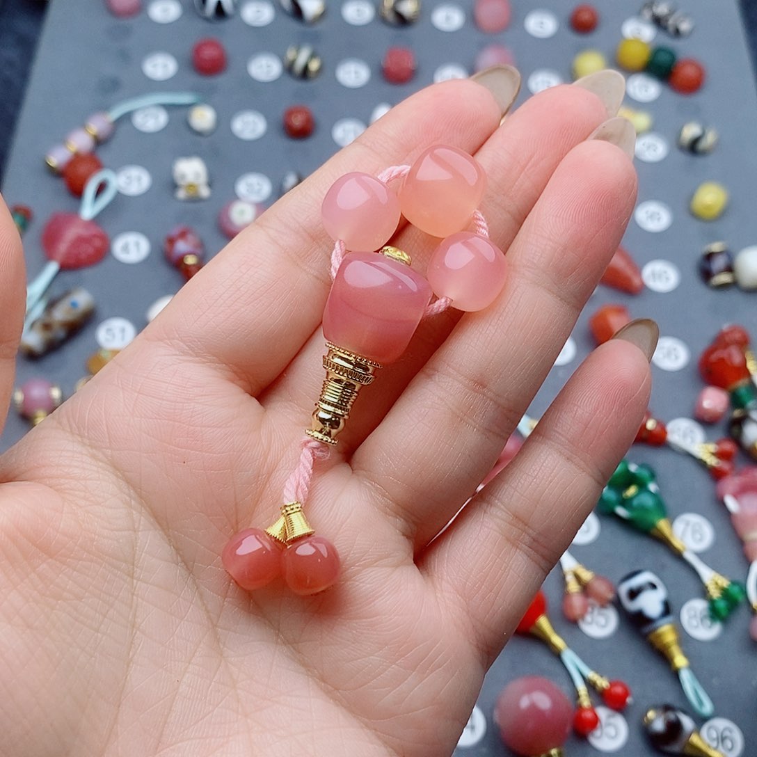 L***y玛瑙/玉髓饰品未镶嵌