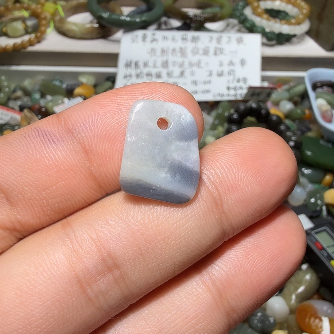 和田玉未镶嵌珠宝奇石