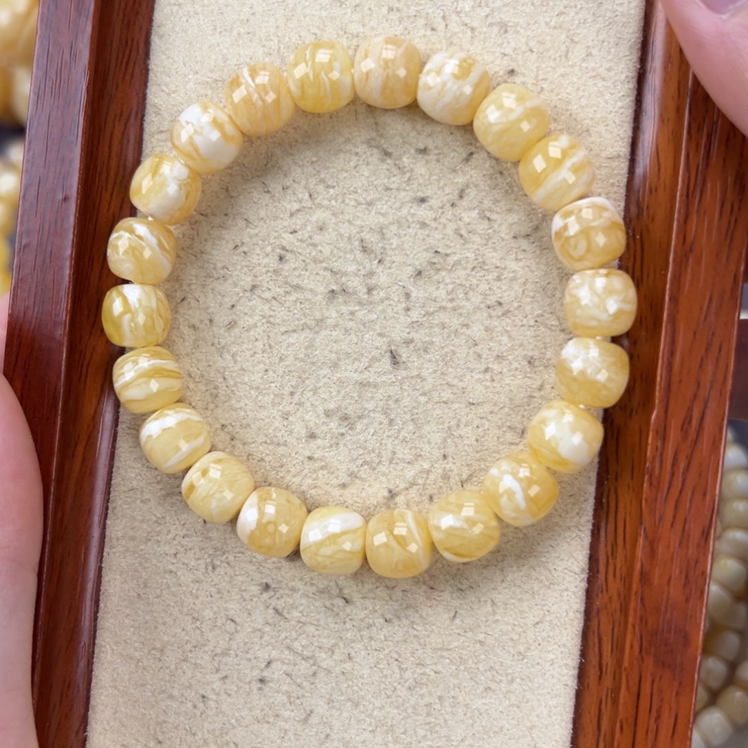 琥珀手链未镶嵌11.69虎皮