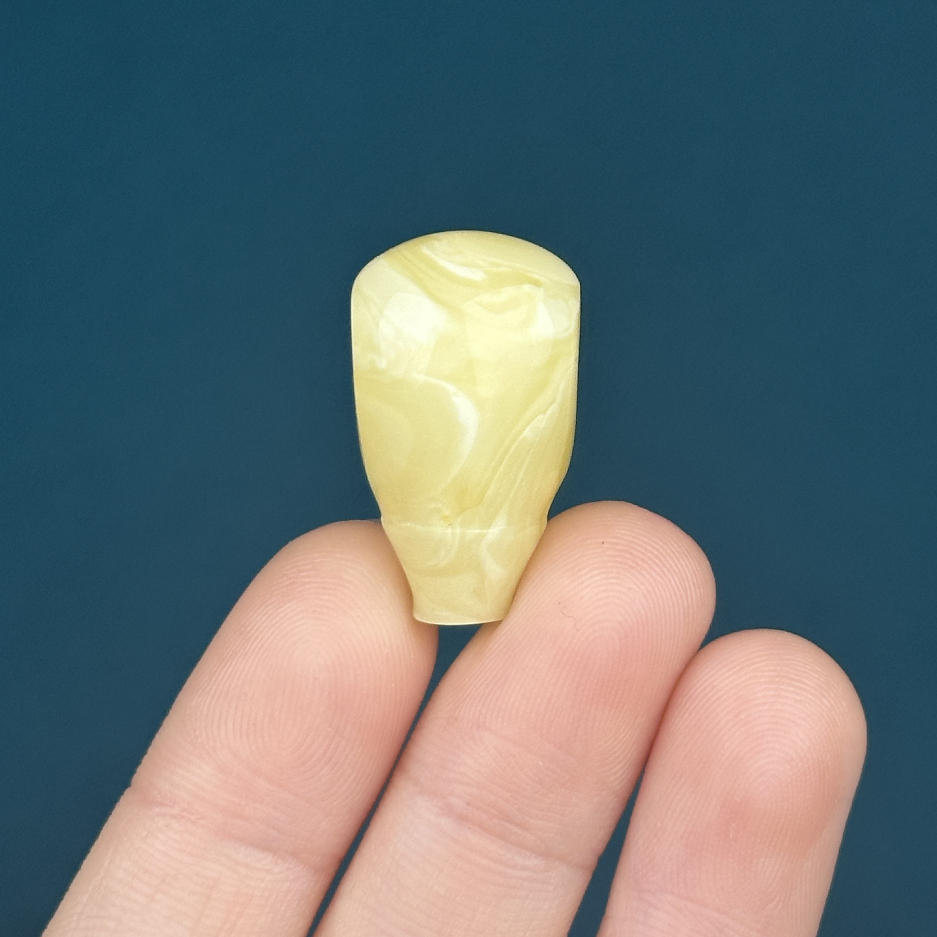 Z74-90 天然原矿蜜蜡俄料妖花三通 14.5*25*15mm 支持鉴定 假一